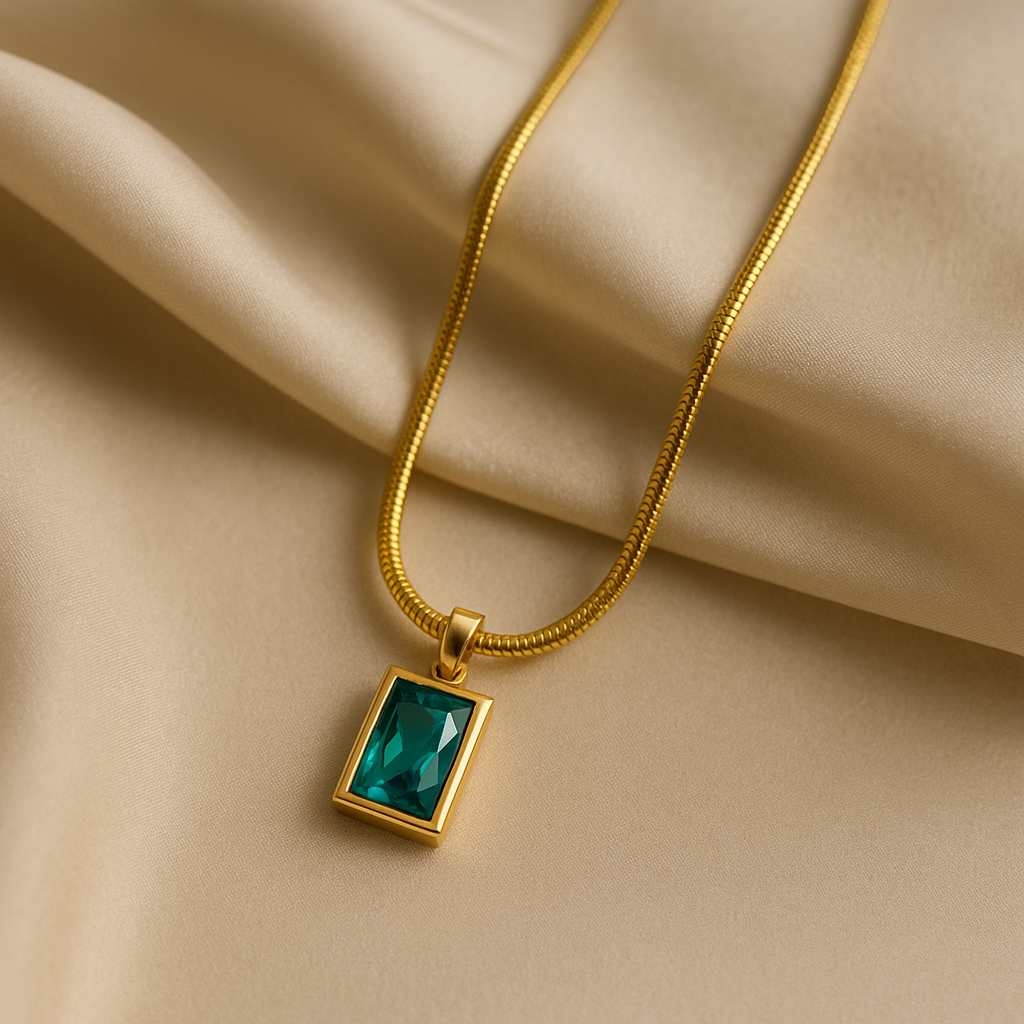 Image of Emerald Luxe Rectangular Pendant Necklace