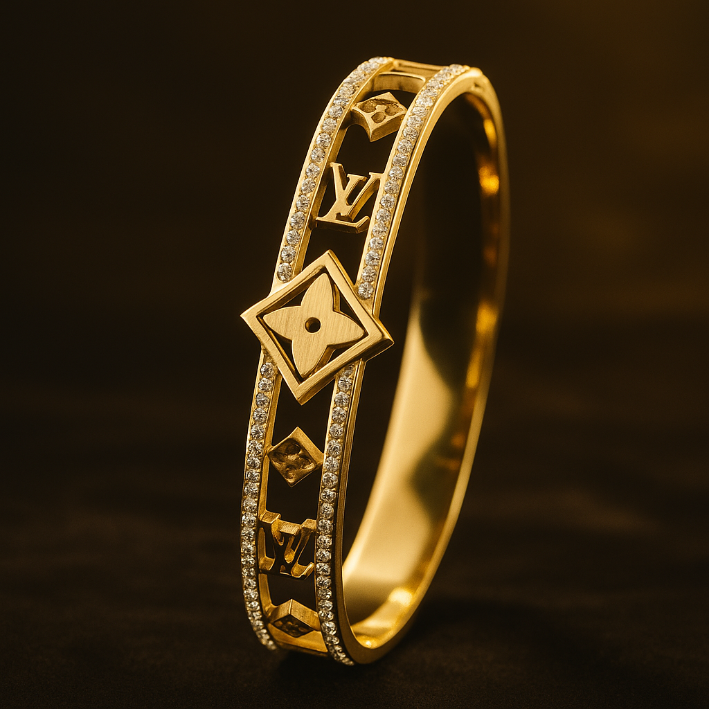 Image of Étoile Royale Gold Bangle
