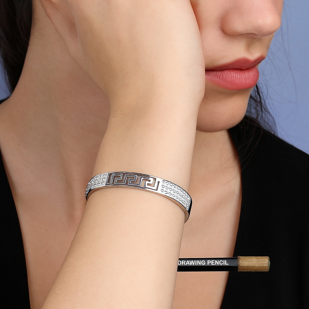 Image of Celestia Crystal Maze Bracelet