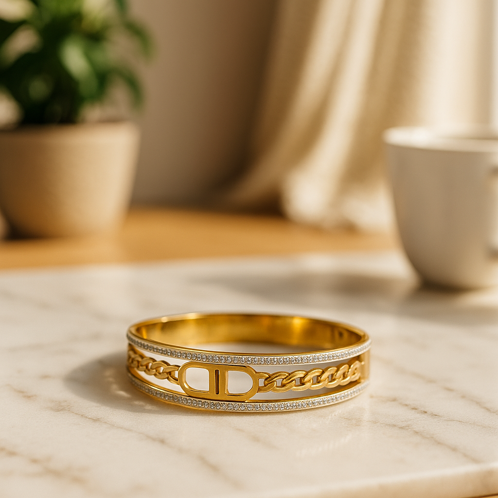 Image of Aurum Link Luxe Bangle