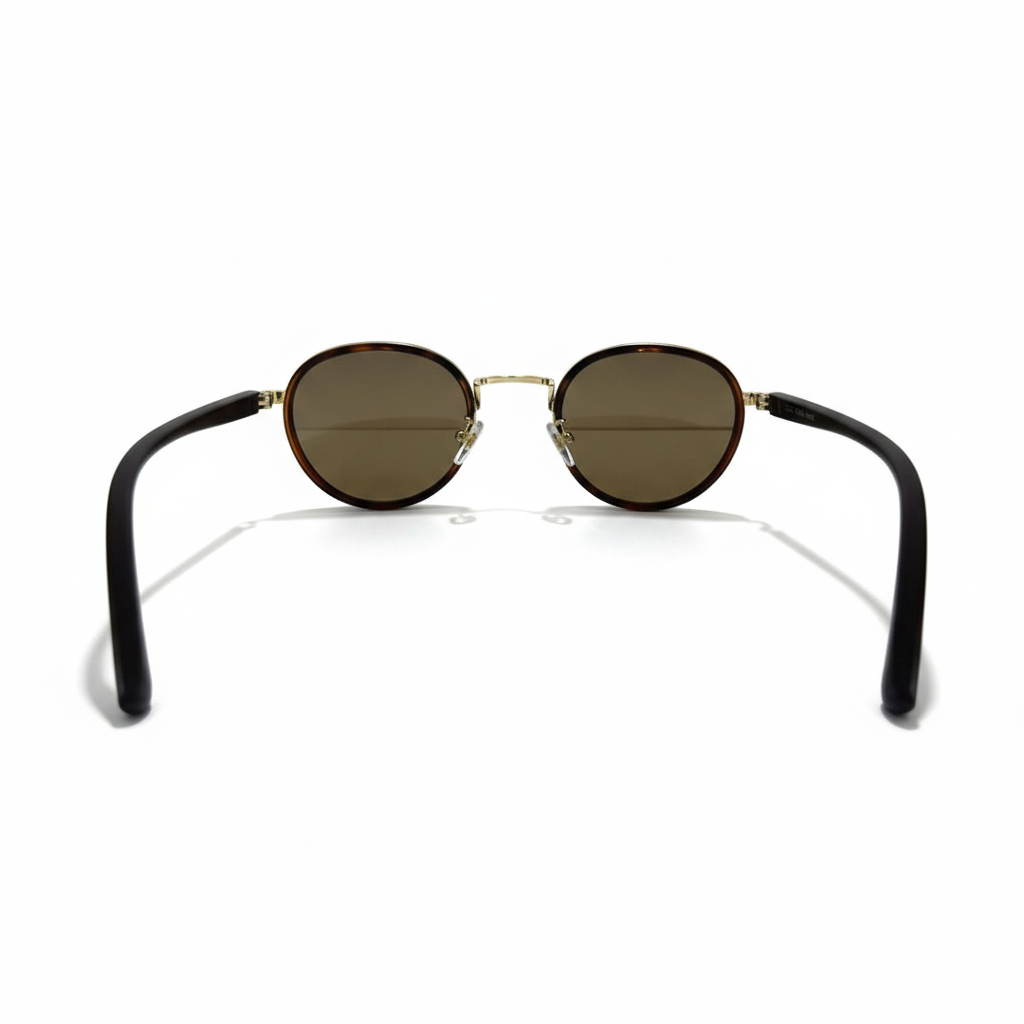 Image of Classic Round Gold Frame Sunglasses with Brown Gradient Lenses