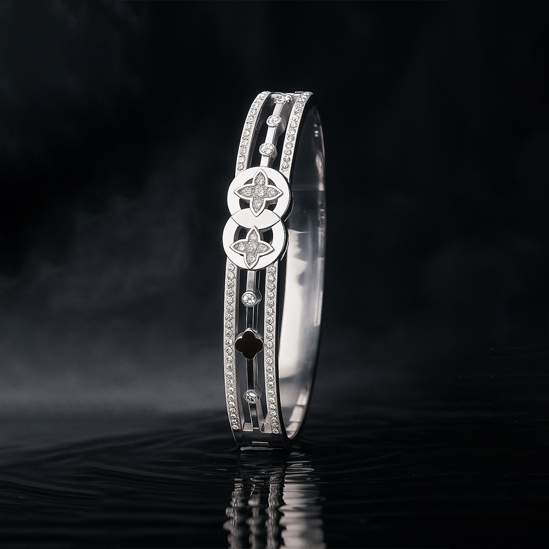 Image of NoirLuxe Stardust Bangle