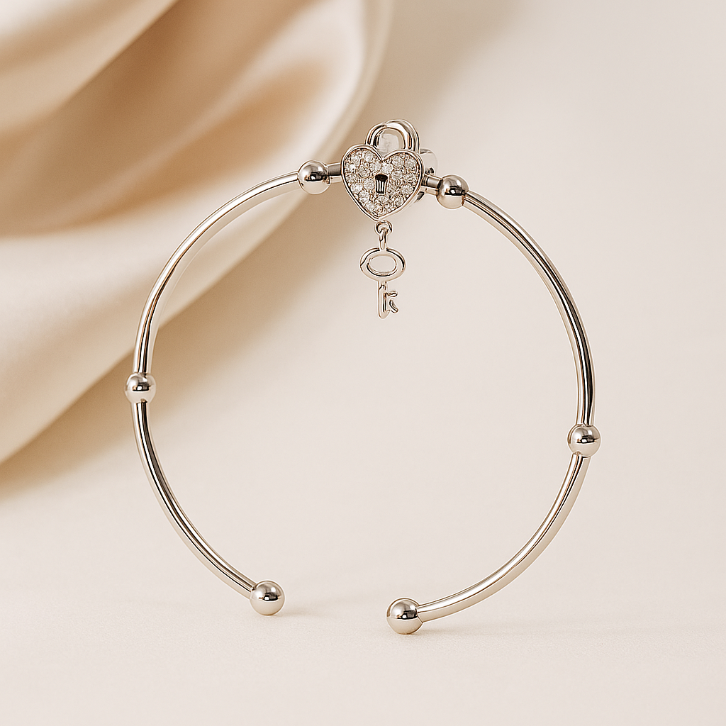 Image of Key to My Heart Charm Bracelet